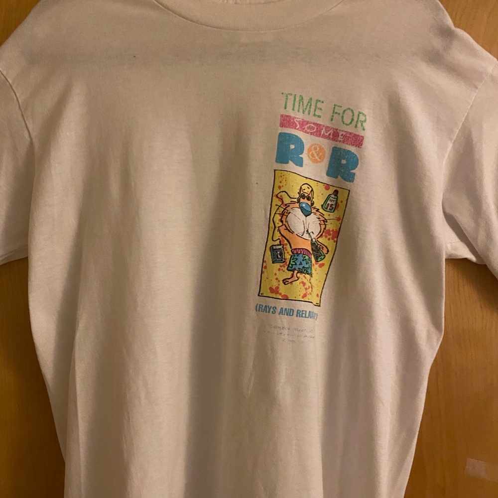 Center Star “Time for some R&R” T Shirt.